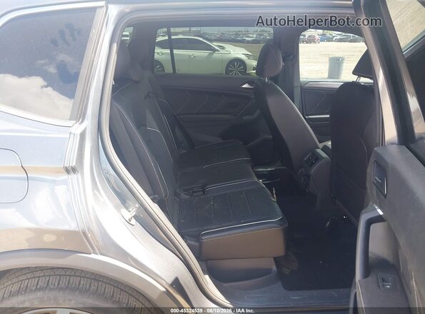 3VV4B7AX0RM056225 2024 VOLKSWAGEN TIGUAN Gray Vista de la etiqueta del VIN