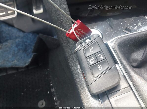 3VV4B7AX0RM056225 2024 VOLKSWAGEN TIGUAN Gray Vista del salpicadero