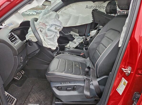 3VV4B7AX0RM069945 2024 VOLKSWAGEN TIGUAN Бордовый Вид салона спереди