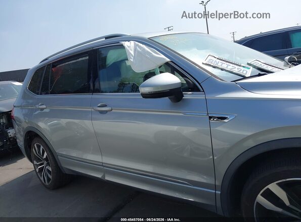 3VV4B7AX1LM034757 2020 VOLKSWAGEN TIGUAN Silver Սալոնի հետևի տեսք