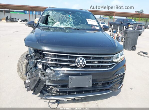 3VV4B7AX1NM174018 2022 VOLKSWAGEN TIGUAN Black Widok zestawu wskaźników