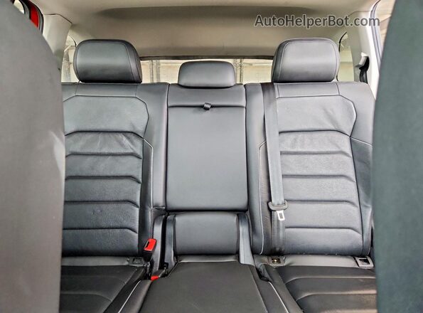 3VV4B7AX2KM059570 2019 VOLKSWAGEN TIGUAN Orange Вид задніх сидінь