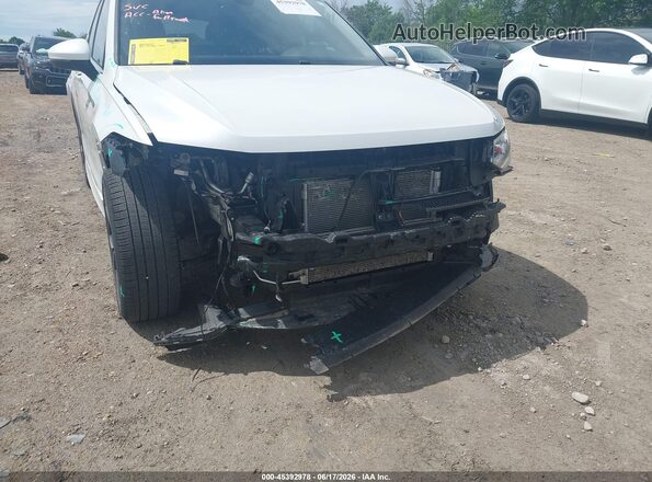 3VV4B7AX2NM102650 2022 VOLKSWAGEN TIGUAN White წინა ხედი