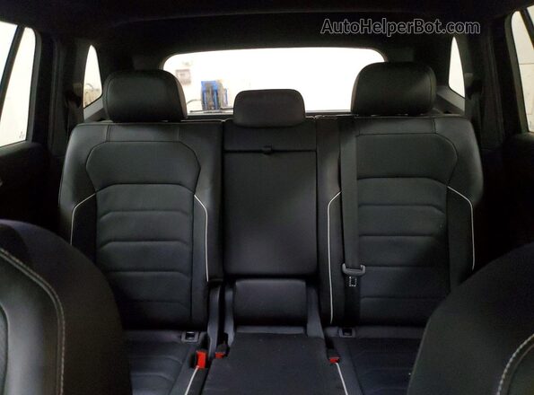 3VV4B7AX2RM179590 2024 VOLKSWAGEN TIGUAN Black 