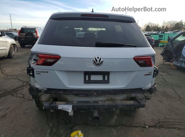 3VV4B7AX3JM197603 2018 VOLKSWAGEN TIGUAN Gray 