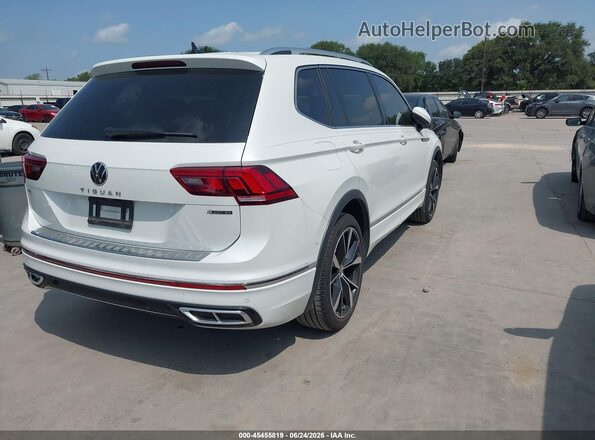 3VV4B7AX3PM050674 2023 VOLKSWAGEN TIGUAN White Rear right
