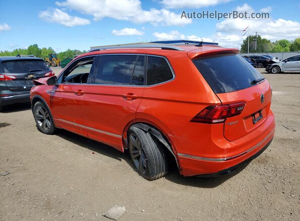 3VV4B7AX4JM192930 2018 VOLKSWAGEN TIGUAN Orange 