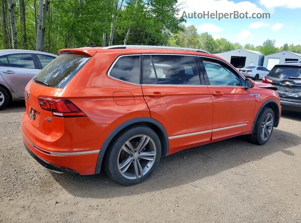 3VV4B7AX4JM192930 2018 VOLKSWAGEN TIGUAN Orange 