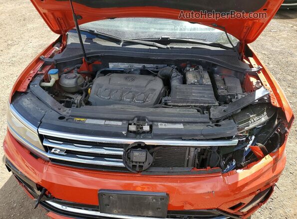 3VV4B7AX4JM192930 2018 VOLKSWAGEN TIGUAN Orange 