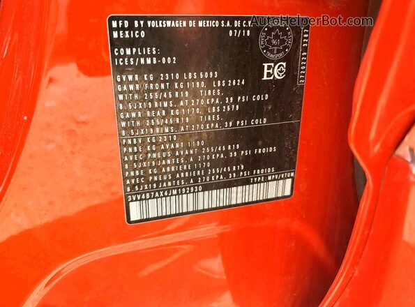 3VV4B7AX4JM192930 2018 VOLKSWAGEN TIGUAN Orange 