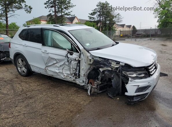 3VV4B7AX6KM026832 2019 VOLKSWAGEN TIGUAN White სალონის 360-გრადუსიანი ხედი