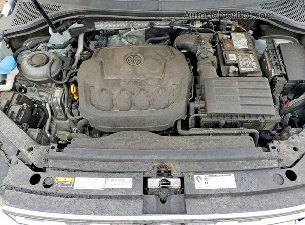 3VV4B7AX6KM026832 2019 VOLKSWAGEN TIGUAN White ძრავის განყოფილების ხედი