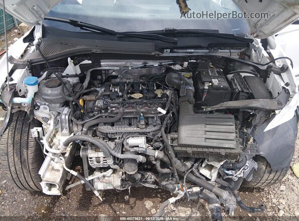 3VV4B7AX6NM003006 2022 VOLKSWAGEN TIGUAN White Հետևի տեսք