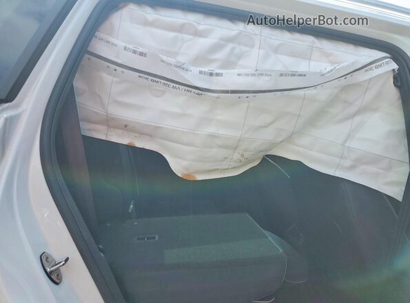 3VV4B7AX6PM016521 2023 VOLKSWAGEN TIGUAN Белый Вид задних сидений