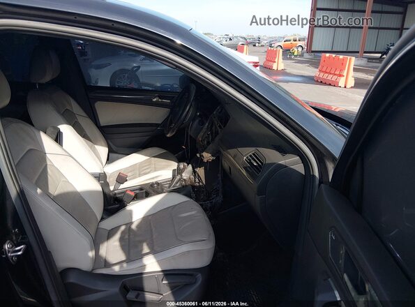 3VV4B7AX7JM161624 2018 VOLKSWAGEN TIGUAN Black წინა სალონის ხედი