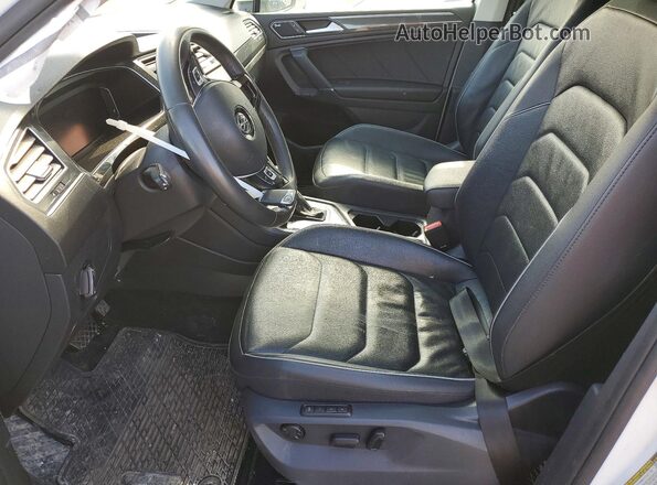 3VV4B7AX7LM100244 2020 VOLKSWAGEN TIGUAN White Սալոնի դիմացի տեսք