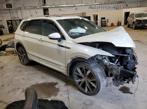 3VV4B7AX9RM124537 2024 VOLKSWAGEN TIGUAN White Front right