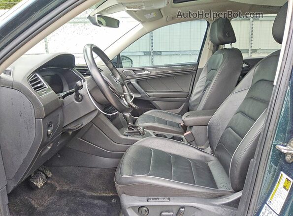 3VV5B7AX4JM220178 2018 VOLKSWAGEN TIGUAN Green 