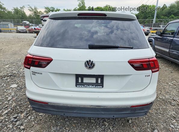 3VV5B7AX8JM045126 2018 VOLKSWAGEN TIGUAN White Հետևի տեսք