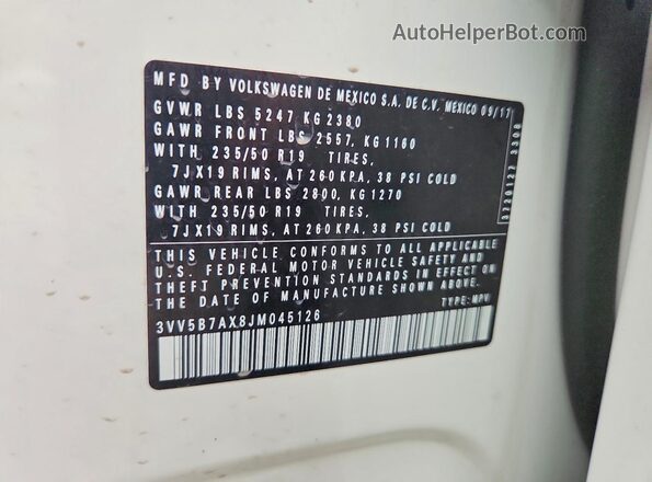 3VV5B7AX8JM045126 2018 VOLKSWAGEN TIGUAN White VIN կոդի պիտակի տեսք