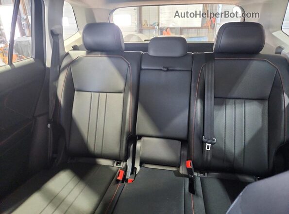 3VV5B7AX8RM210376 2024 VOLKSWAGEN TIGUAN Black 