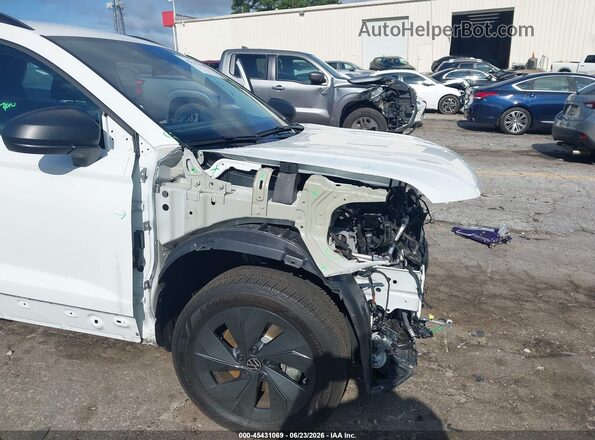 3VV5C7B29SM048442 2025 VOLKSWAGEN TAOS White Դիմացի տեսք