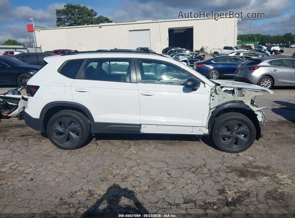 3VV5C7B29SM048442 2025 VOLKSWAGEN TAOS White Սալոնի հետևի տեսք