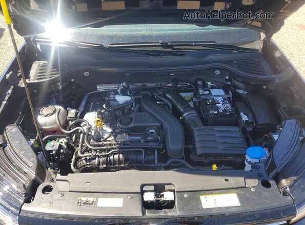 3VV5C7B29TM050127 2026 VOLKSWAGEN TAOS Черный Вид задней части салона