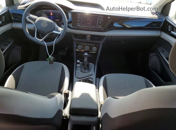 3VV5X7B28RM125848 2024 VOLKSWAGEN TAOS Белый Вид панели приборов