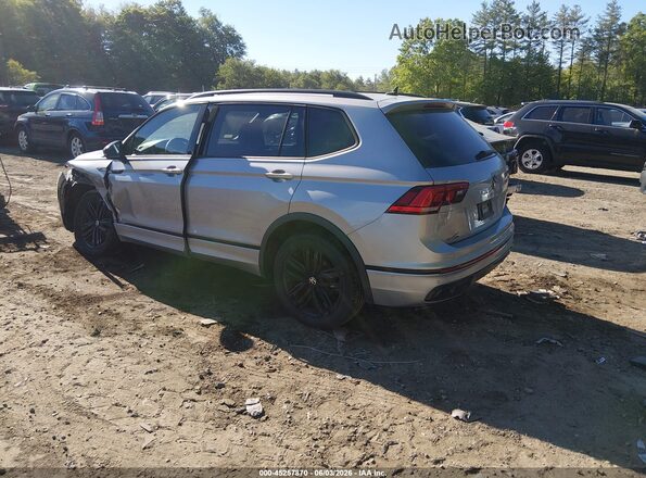 3VV8B7AX0NM011832 2022 VOLKSWAGEN TIGUAN Серебряный Задняя левая четверть