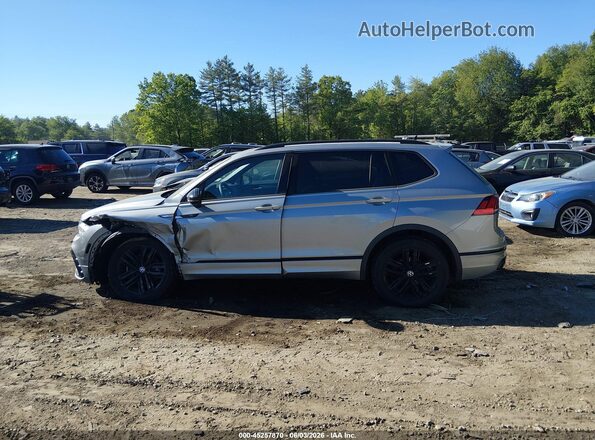 3VV8B7AX0NM011832 2022 VOLKSWAGEN TIGUAN Серебряный 