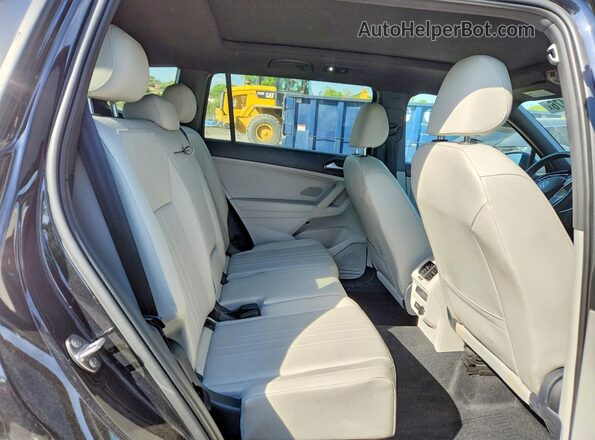 3VV8B7AX1NM067584 2022 VOLKSWAGEN TIGUAN Черный 
