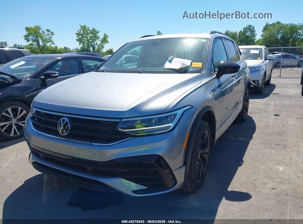 3VV8B7AX1PM001376 2023 VOLKSWAGEN TIGUAN Silver Przód lewy