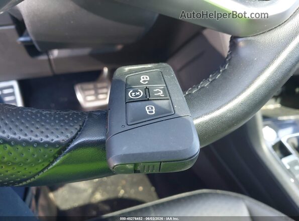 3VV8B7AX1PM001376 2023 VOLKSWAGEN TIGUAN Silver Widok deski rozdzielczej