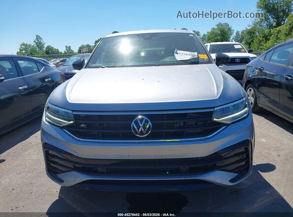 3VV8B7AX1PM001376 2023 VOLKSWAGEN TIGUAN Silver Widok zestawu wskaźników