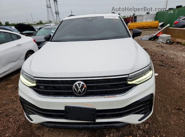 3VV8B7AX1PM067698 2023 VOLKSWAGEN TIGUAN White Вид спереду