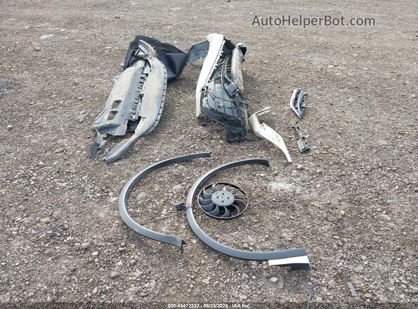 3VV8B7AX1RM144069 2024 VOLKSWAGEN TIGUAN Белый 