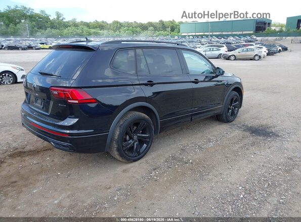 3VV8B7AX1RM161728 2024 VOLKSWAGEN TIGUAN Черный Задняя правая четверть