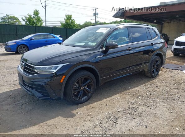 3VV8B7AX1RM161728 2024 VOLKSWAGEN TIGUAN Черный Передняя левая четверть