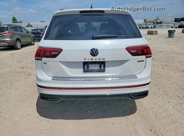 3VV8B7AX3NM092924 2022 VOLKSWAGEN TIGUAN White უკანა ხედი
