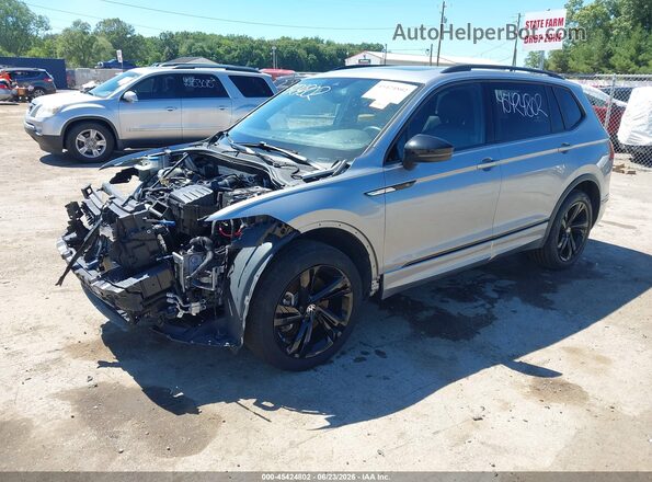 3VV8B7AX4PM027292 2023 VOLKSWAGEN TIGUAN Silver Przód lewy