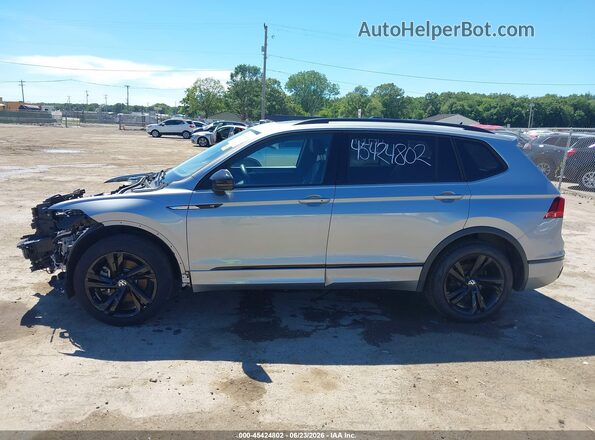 3VV8B7AX4PM027292 2023 VOLKSWAGEN TIGUAN Silver 