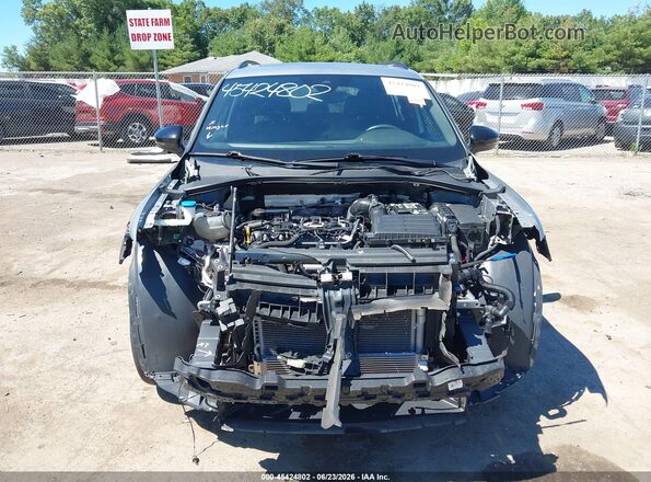 3VV8B7AX4PM027292 2023 VOLKSWAGEN TIGUAN Silver Widok wnętrza z tyłu