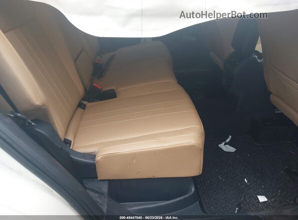 3VV8B7AX6PM141021 2023 VOLKSWAGEN TIGUAN White Widok naklejki z numerem VIN