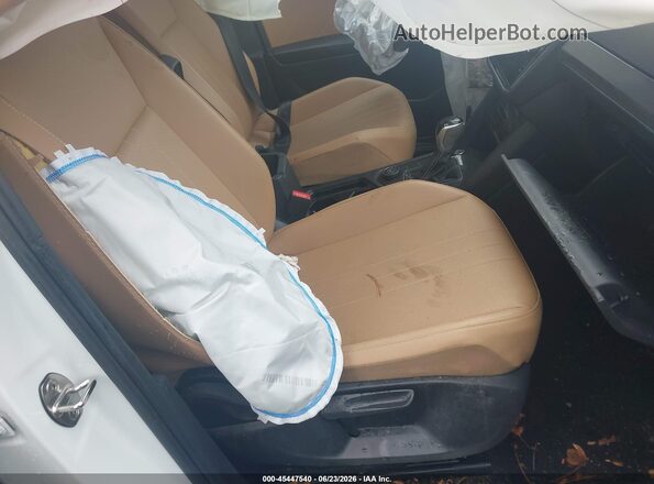3VV8B7AX6PM141021 2023 VOLKSWAGEN TIGUAN White Widok wnętrza z przodu
