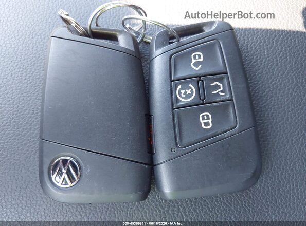3VV8B7AX7PM127063 2023 VOLKSWAGEN TIGUAN Gray წინა პანელის ხედი