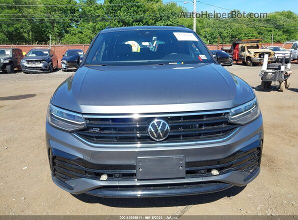 3VV8B7AX7PM127063 2023 VOLKSWAGEN TIGUAN Gray ხელსაწყოთა პანელის ხედი