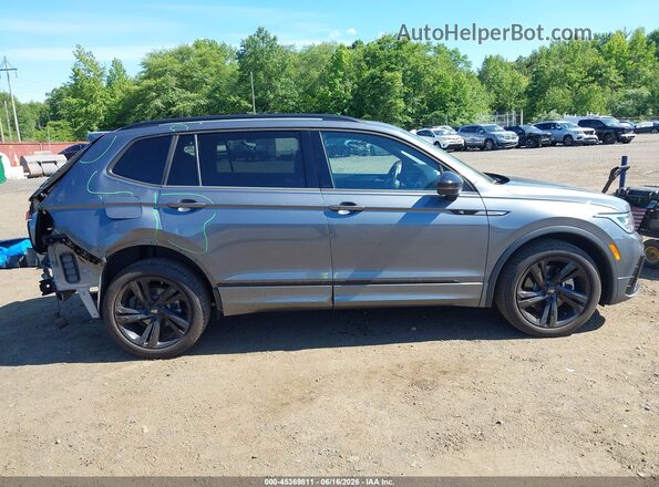 3VV8B7AX7PM127063 2023 VOLKSWAGEN TIGUAN Gray უკანა სალონის ხედი
