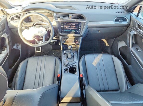 3VV8B7AX7RM071385 2024 VOLKSWAGEN TIGUAN Gray 