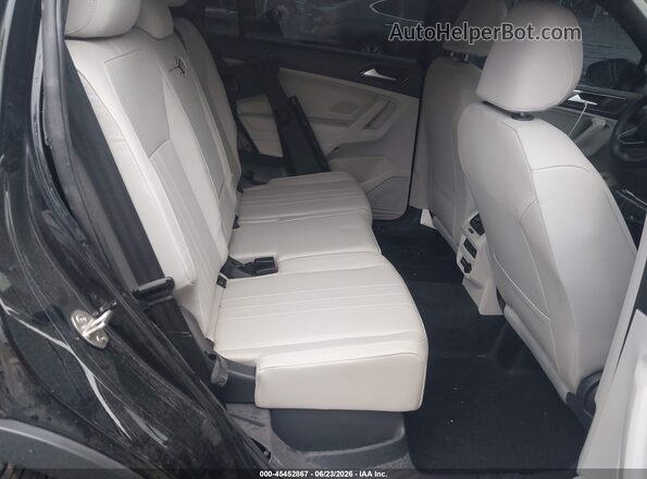 3VV8B7AX8RM033017 2024 VOLKSWAGEN TIGUAN Black VIN կոդի պիտակի տեսք